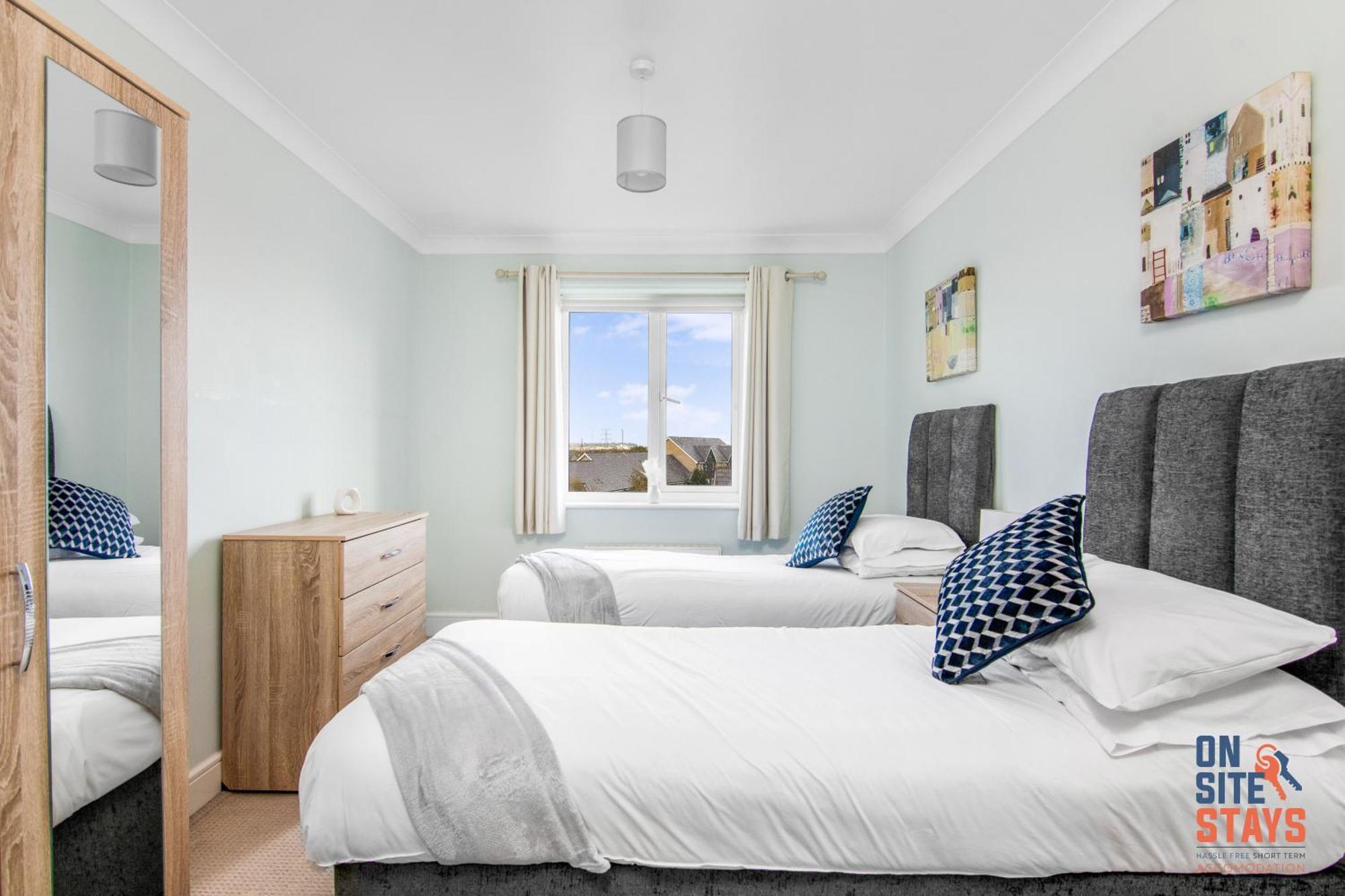 Onsitestays - Cosy 2-Bedroom Apartment With Free Parking, Wi-Fi & London Links Northfleet Eksteriør bilde
