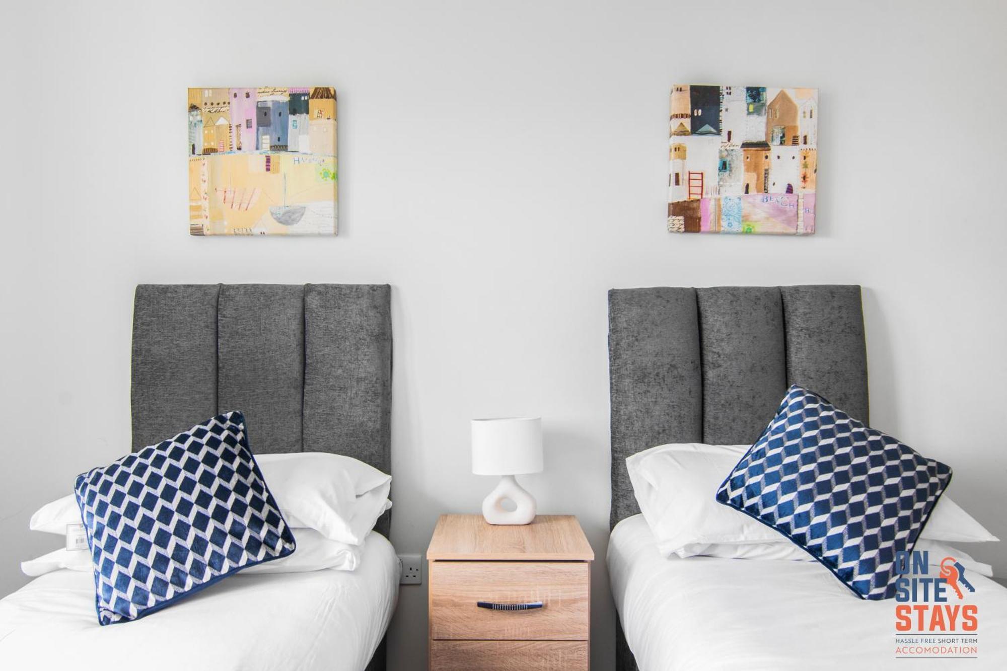 Onsitestays - Cosy 2-Bedroom Apartment With Free Parking, Wi-Fi & London Links Northfleet Eksteriør bilde
